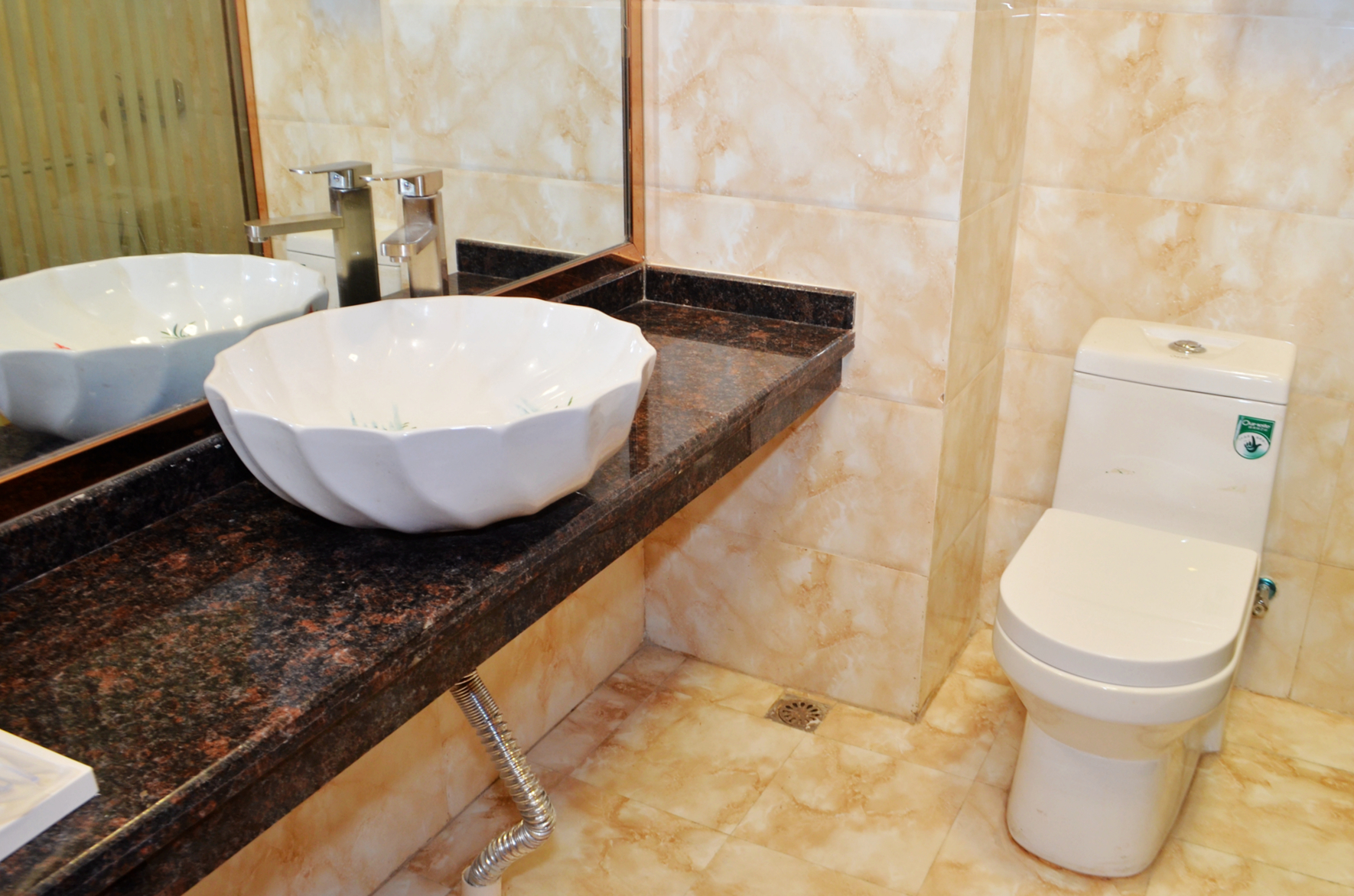 Express Hotel (Huizhou Zhongkai No. 2 Middle School) 2*
