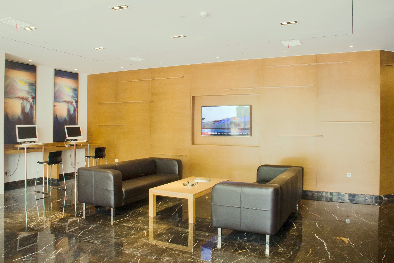 Four Seasons Qingteng Hotel (Ningbo Railway Station Engineering College Cuibai) 3*