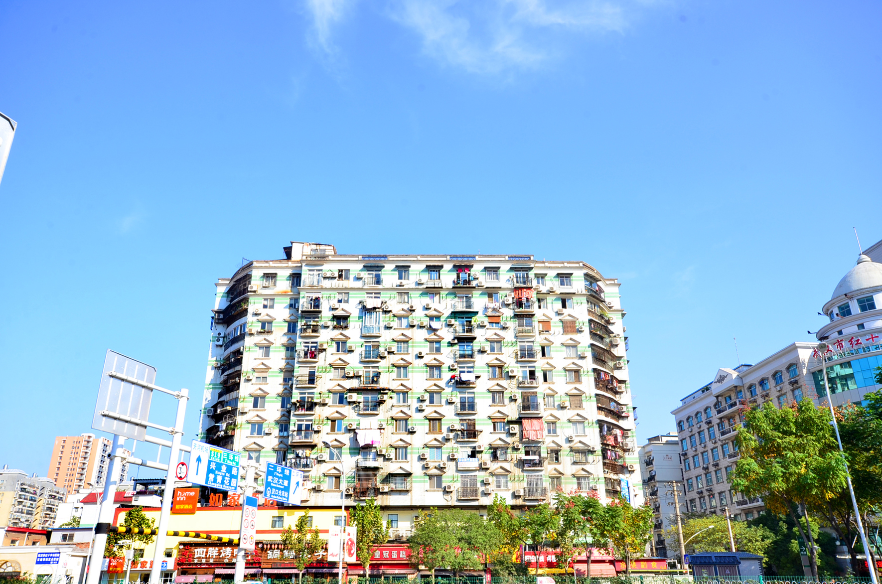 Homeinn Pebble Hotel (Hankou Railway Station Lingjiao Lake Wanda Plaza) 2*