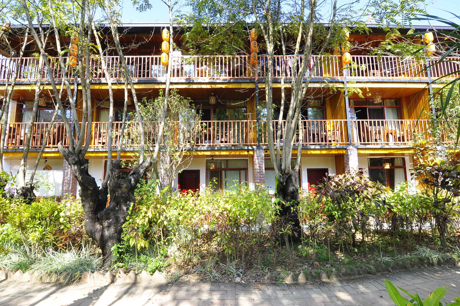 Boluomi Inn 3*