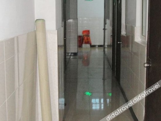 Fengle Hostel 1*