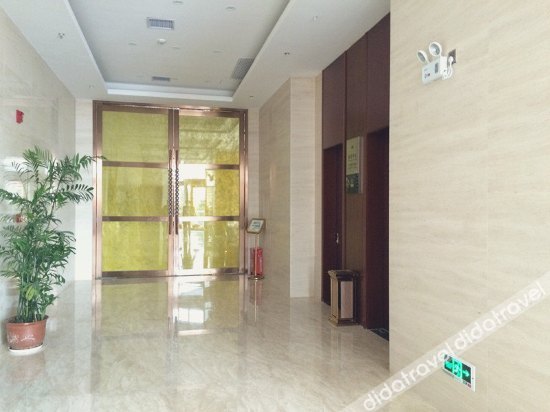 Guan Jiang Nan Hotel 3*