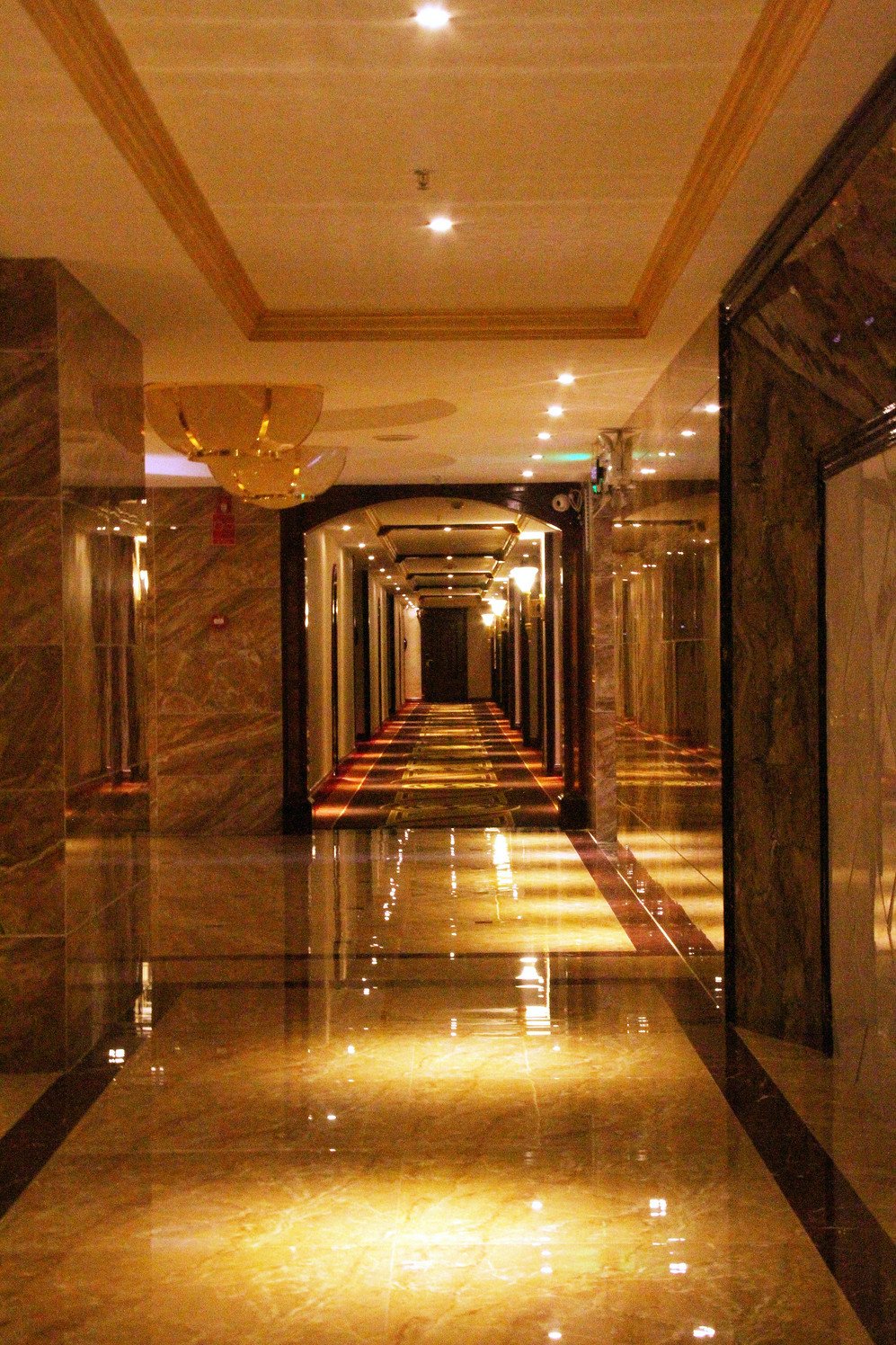 Huquan Bund Hotel 3*