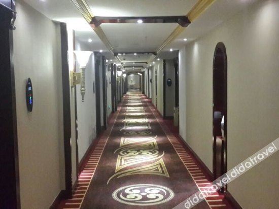Huquan Bund Hotel 3*