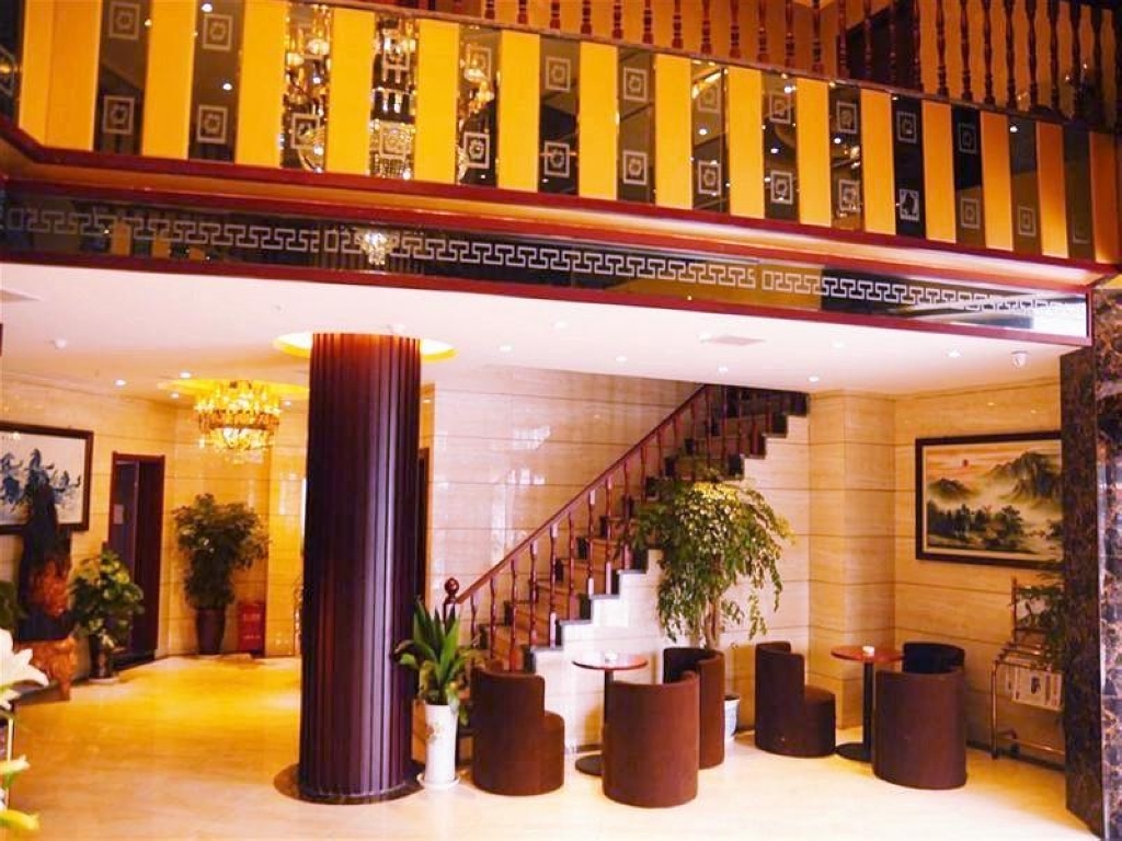 GreenTree Inn (Yingtan Railway Station) 2*