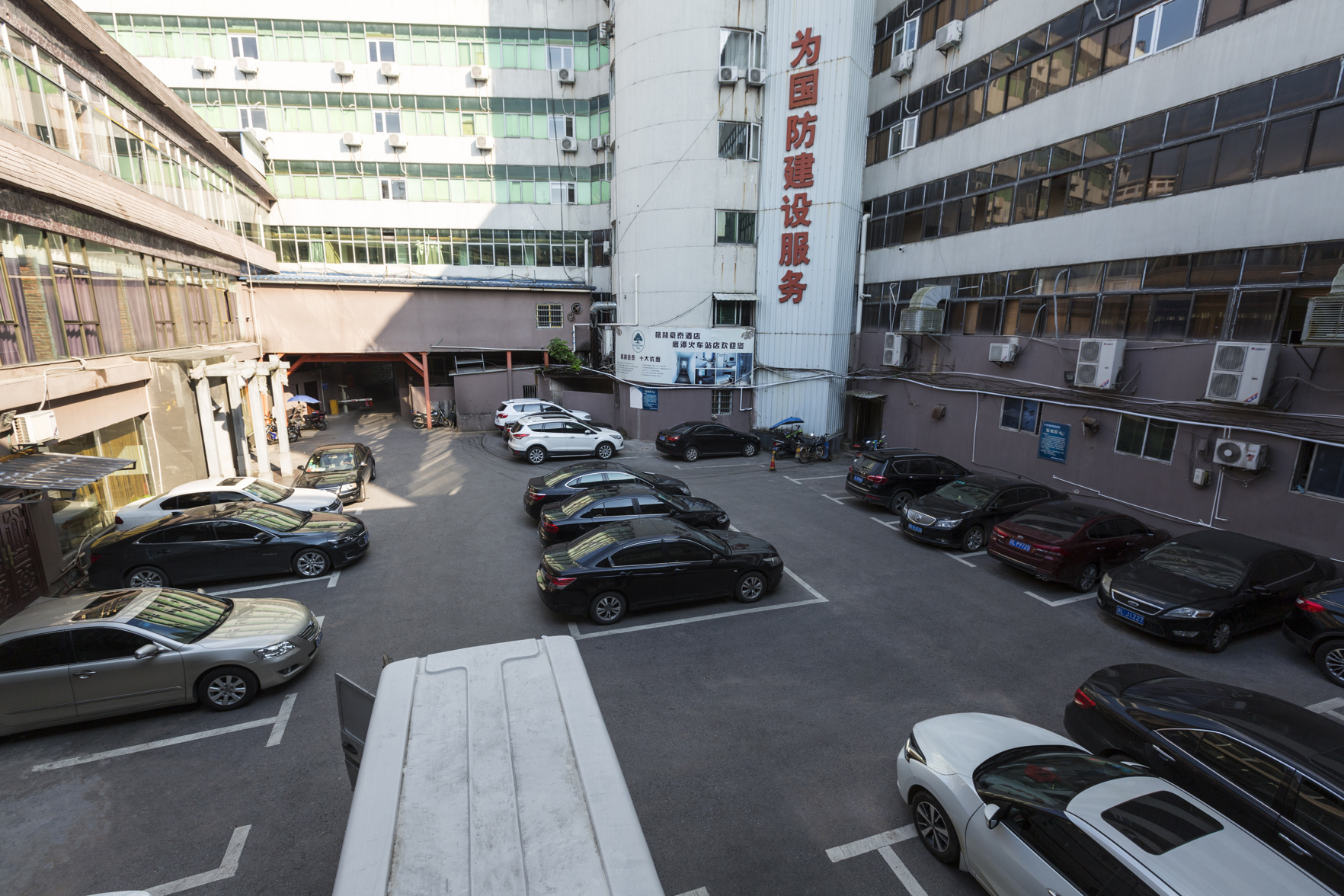 GreenTree Inn (Yingtan Railway Station) 2*