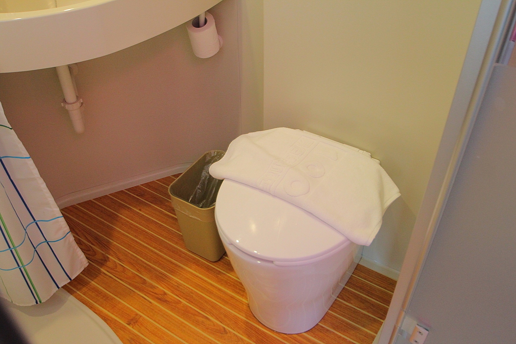 100 Inn Liangpin Hotel (Jiuting Street) 2*
