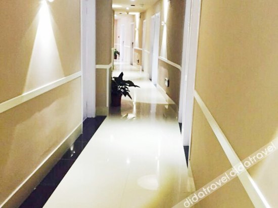 100 Inn Liangpin Hotel (Jiuting Street) 2*