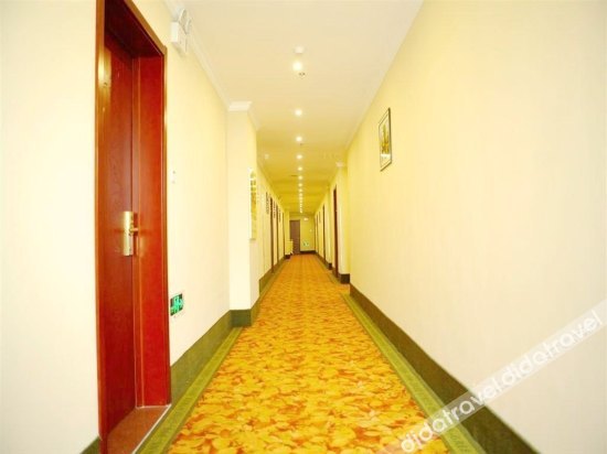 Greentree Inn Yangzhou South Yunhe Road Tongyun Trade City Express Hotel 2*