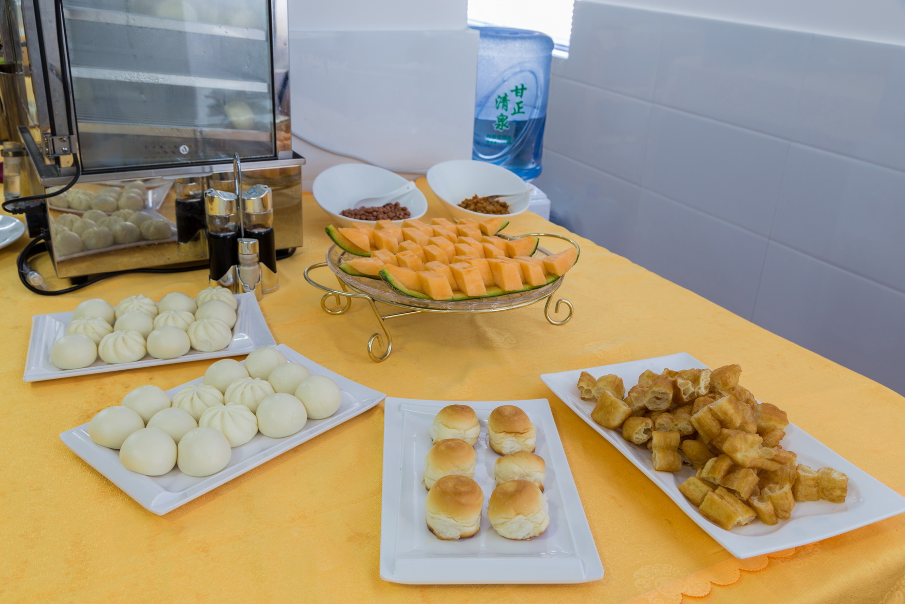 Hongxing Home Hotel (Nanning Wuyi store) 2*