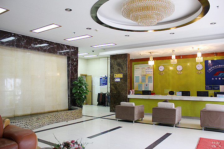 Hongxing Home Hotel (Nanning Wuyi store) 2*