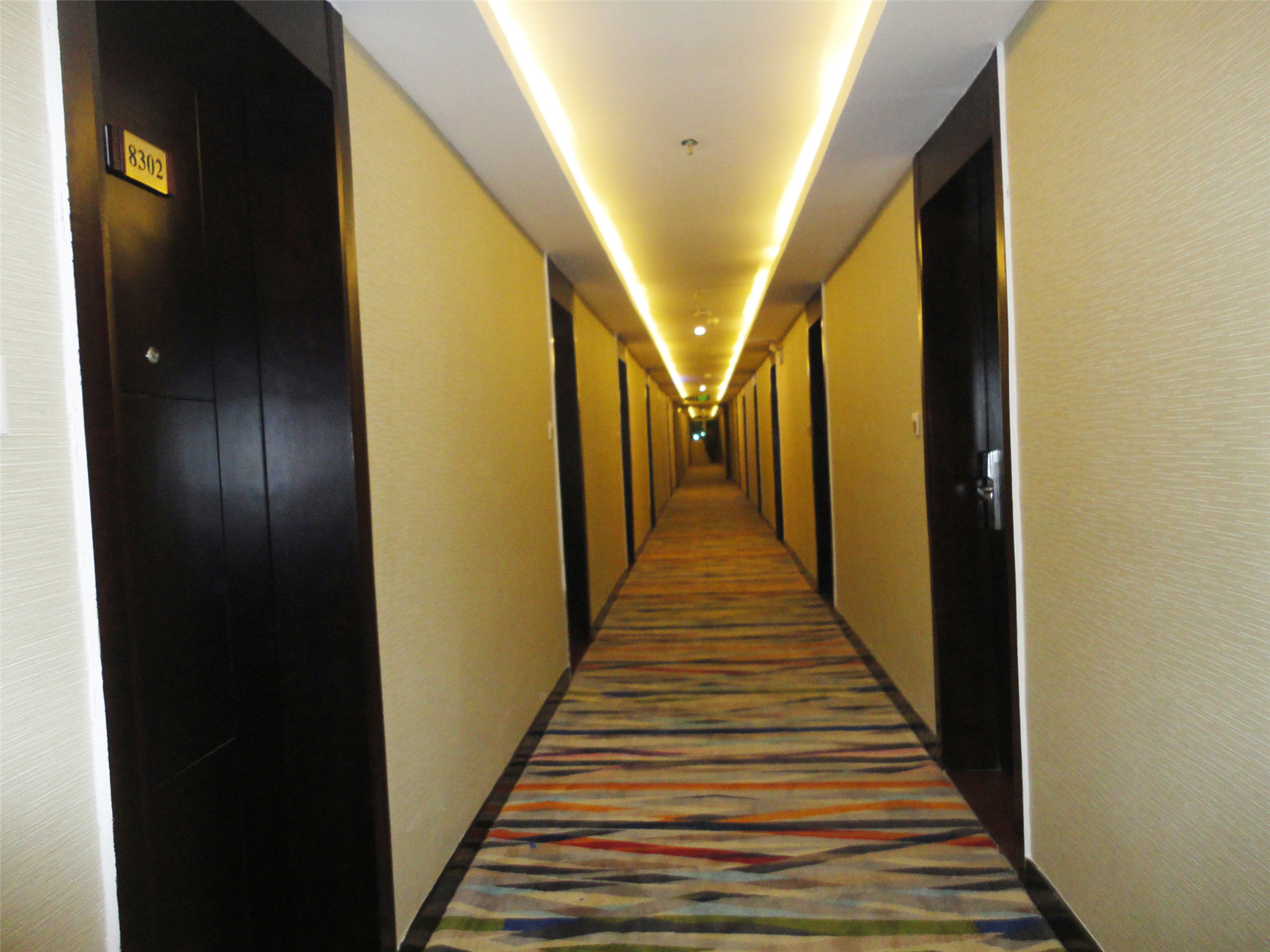 Hongxing Home Hotel (Nanning Wuyi store) 2*
