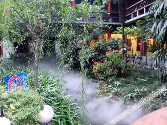 Chengdu Rongcheng Hotel (Tianfu Square Subway Station, Chunxi Road) 3*
