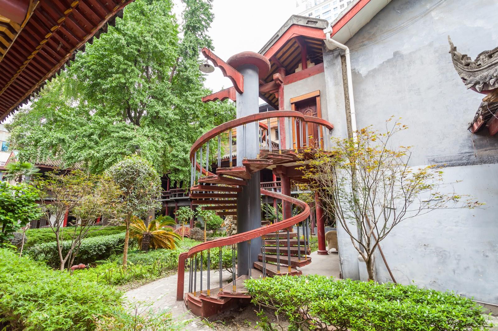 Chengdu Rongcheng Hotel (Tianfu Square Subway Station, Chunxi Road) 3*