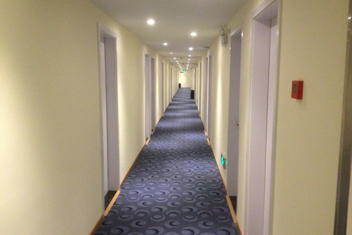 7Days Inn Hotel (Guiyang White House Huaguoyuan Art Center) 2*