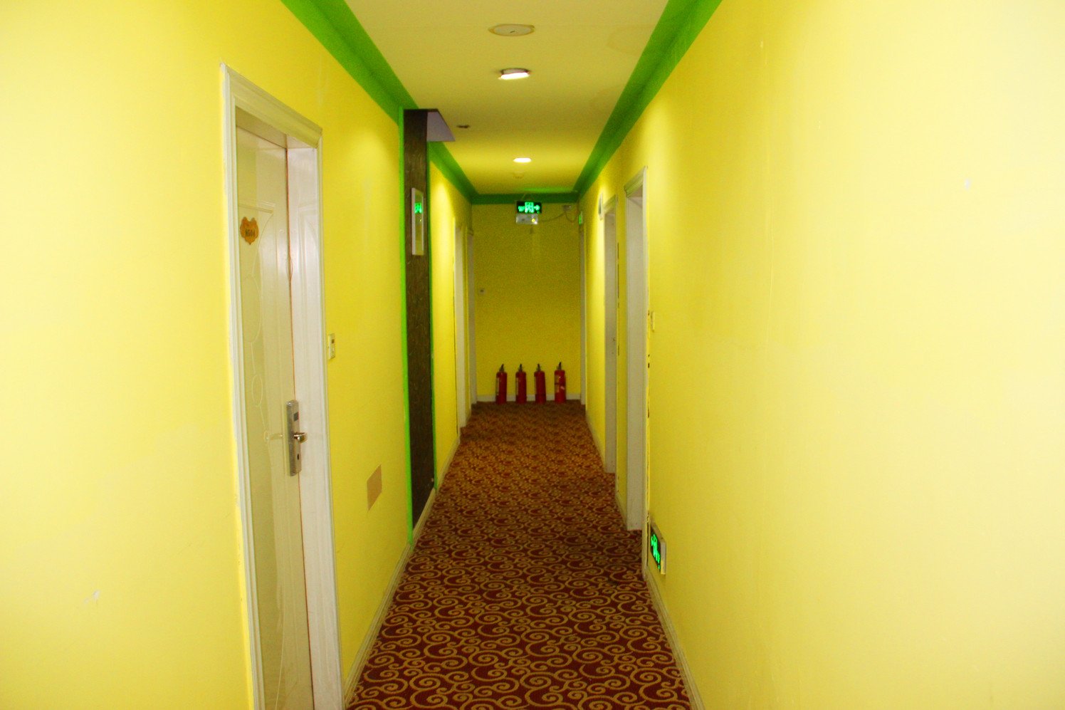 Home Inn Wuhan Honggangcheng Metro Wuhan Railway Station Station 2*