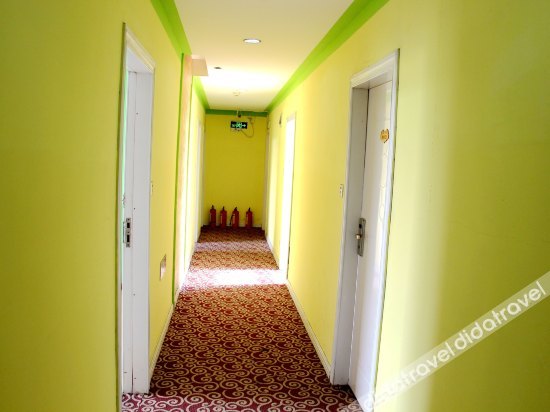 Home Inn Wuhan Honggangcheng Metro Wuhan Railway Station Station 2*