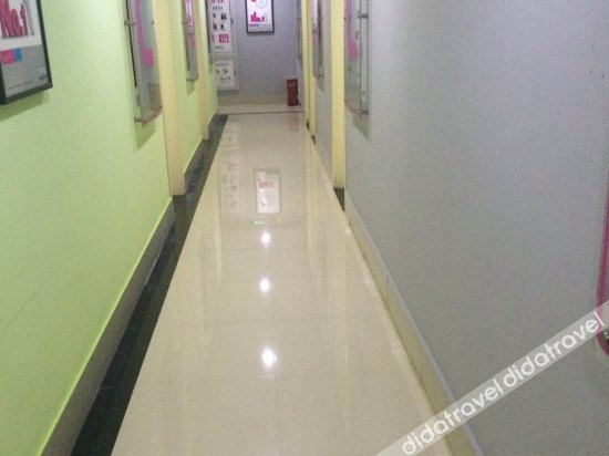 100 Inn (Shanghai Jiangqiao No.1 branch) 2*