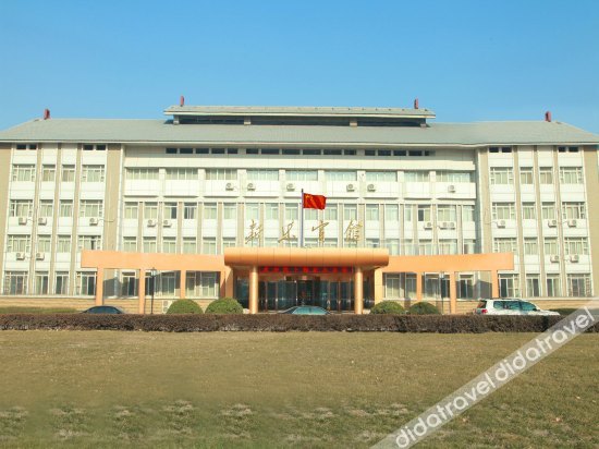 Xinle Hotel 3*