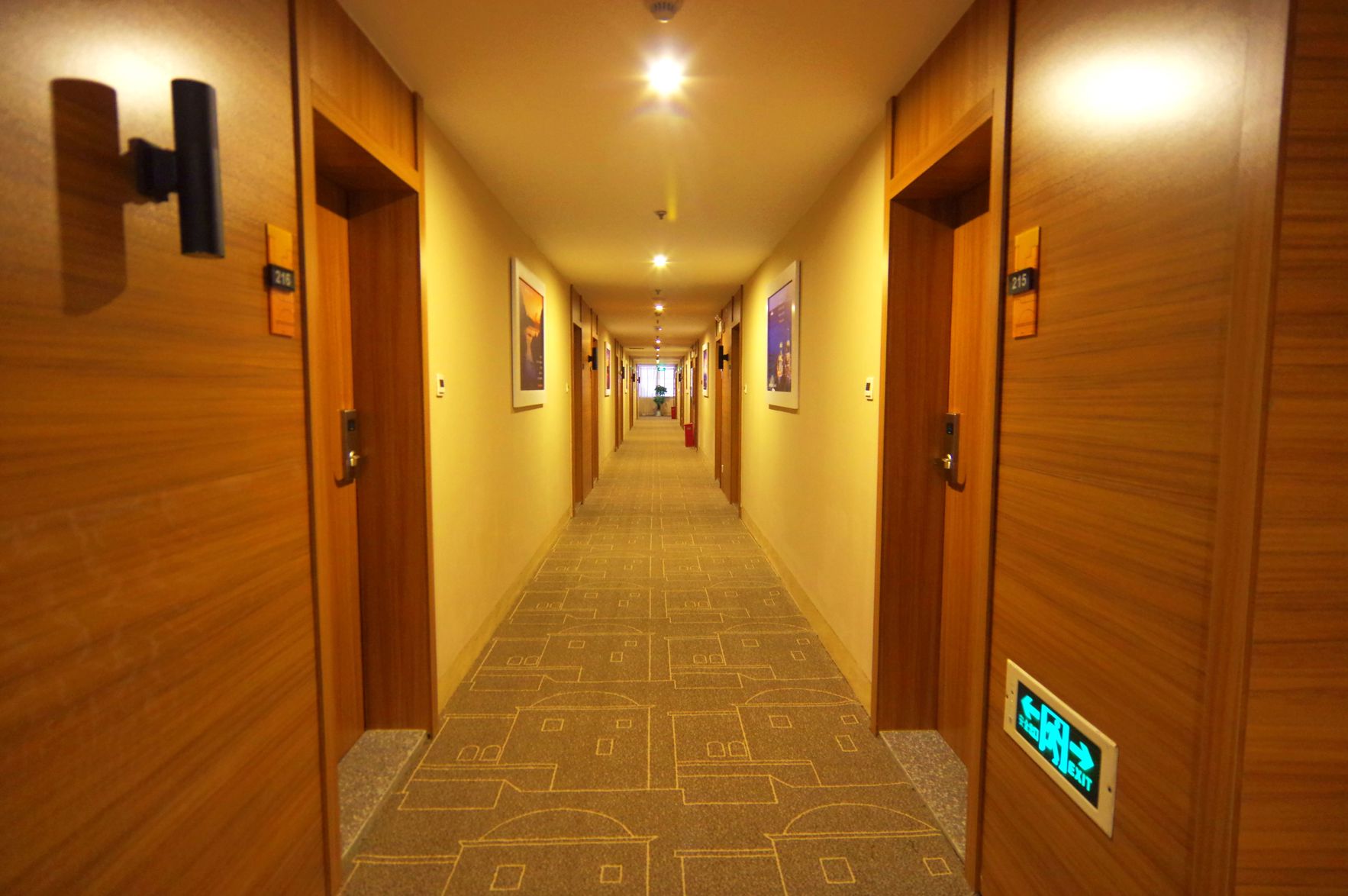 Yeste Hotel (Nanning Qingshan Road) 2*