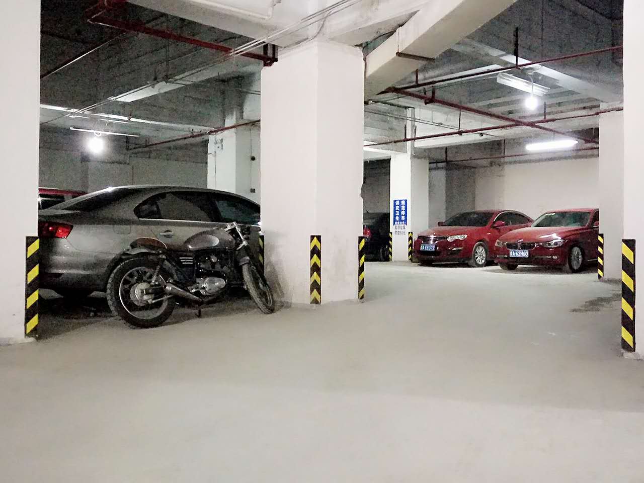 IU Hotel (Guiyang Jiaxiulou) 2*