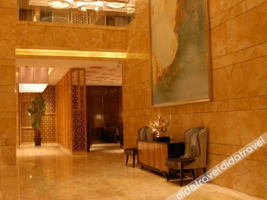 Anning Golden Age Hotel 3*