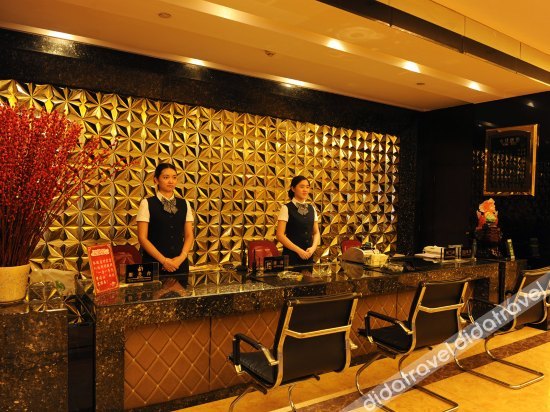Chongqing Saifel Hotel (Wanzhou Wanda Plaza) 3*