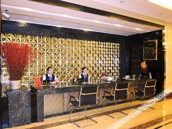 Chongqing Saifel Hotel (Wanzhou Wanda Plaza) 3*