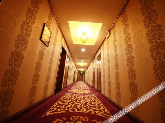 Dongguan Business Hotel (Harbin Central Avenue) 2*
