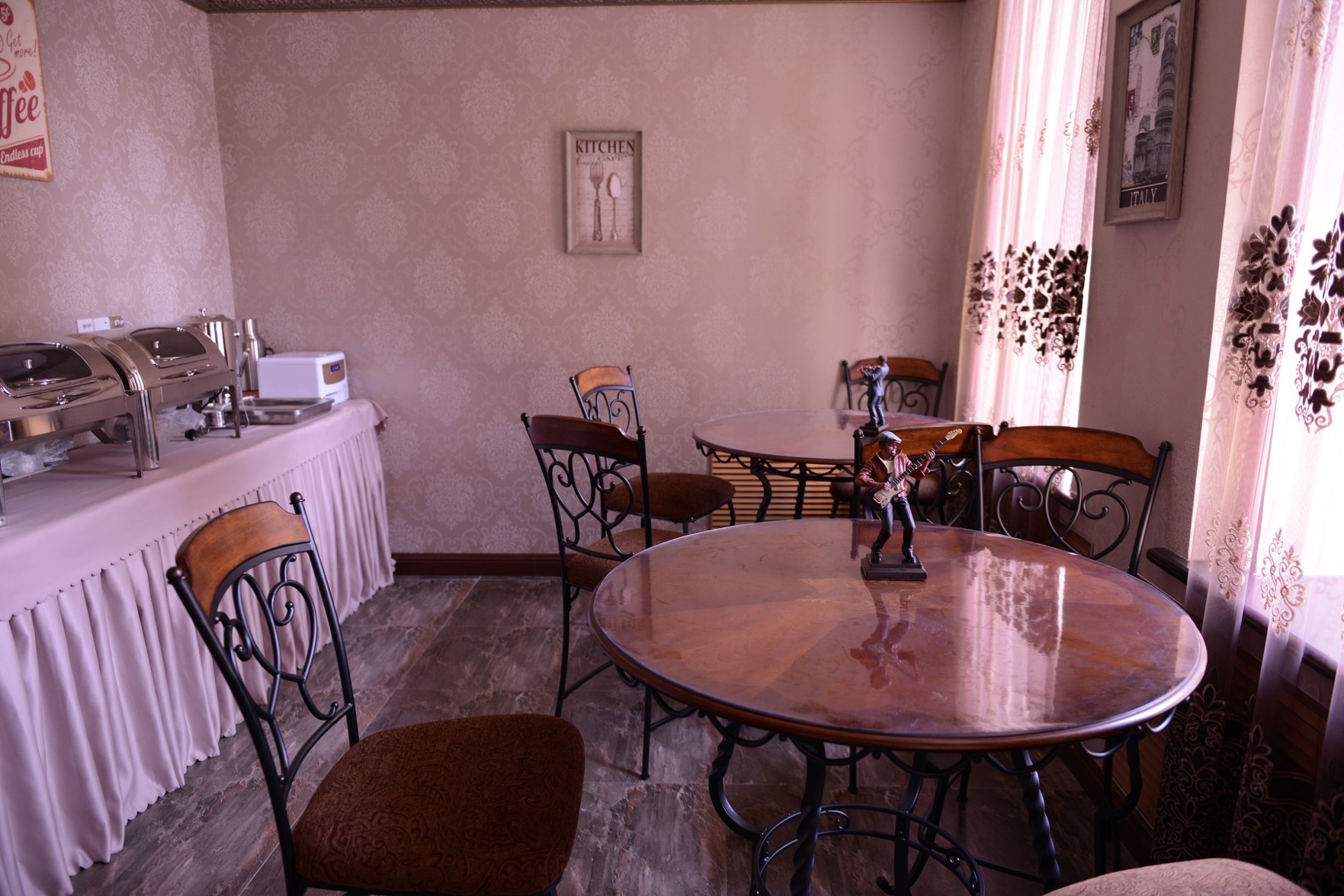 Dongguan Business Hotel (Harbin Central Avenue) 2*