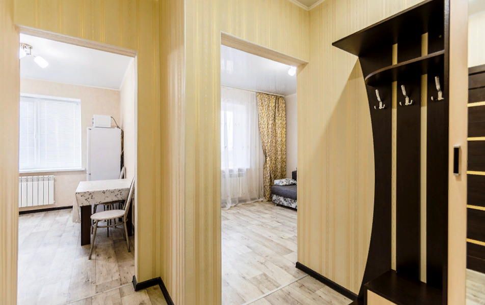 «AstHome» \/ «АстХоум на Космонавтов 18к4» апартаменты 3*