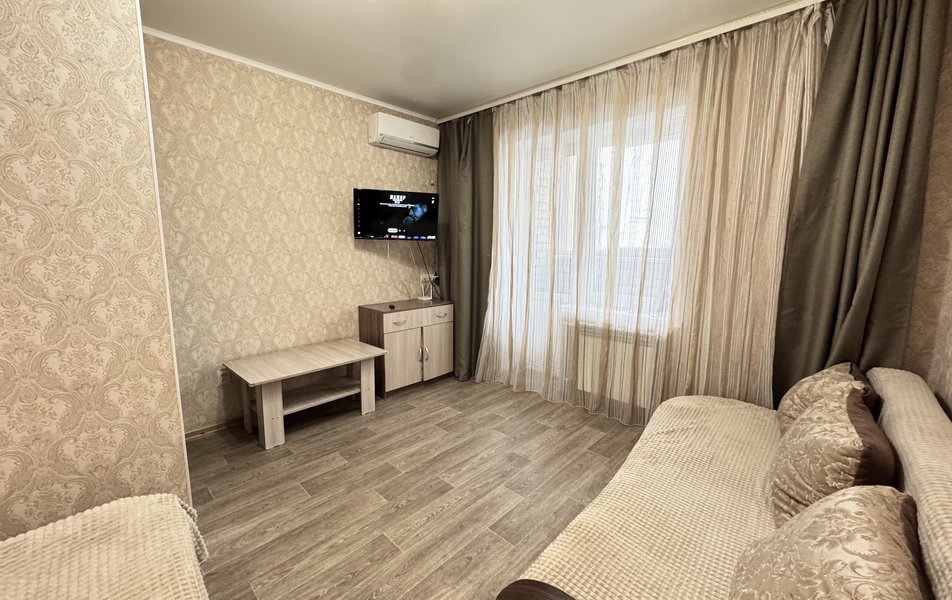 «AstHome» \/ «АстХоум на Космонавтов 18к4» апартаменты 3*