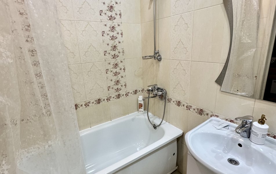 «AstHome» \/ «АстХоум на Космонавтов 18к4» апартаменты 3*