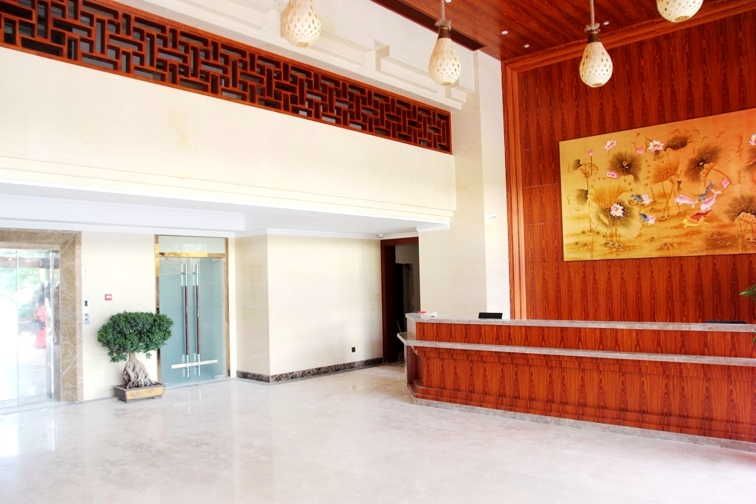 Hitide International Hotel 3*