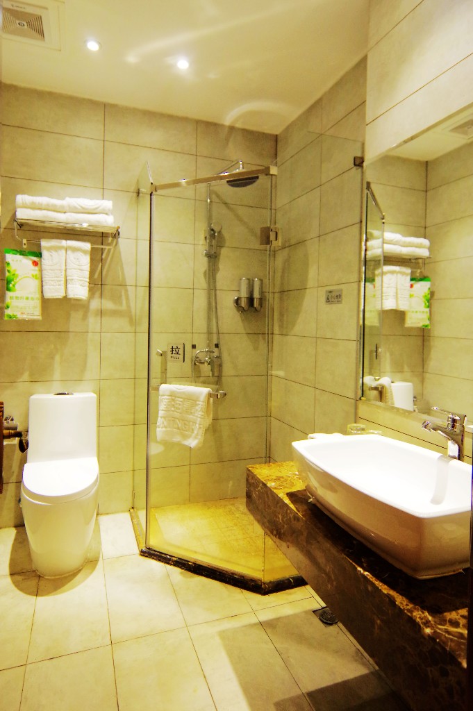 Yuelanting Seascape Hotel (Beihai Old Street Branch) 2*