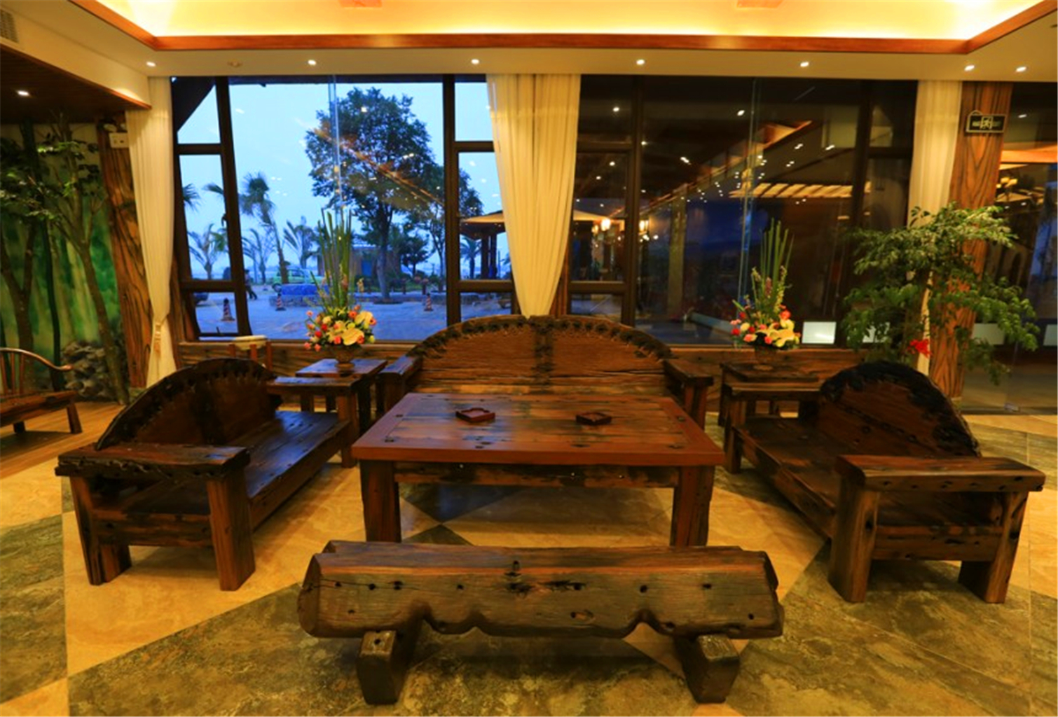Yuelanting Seascape Hotel (Beihai Old Street Branch) 2*