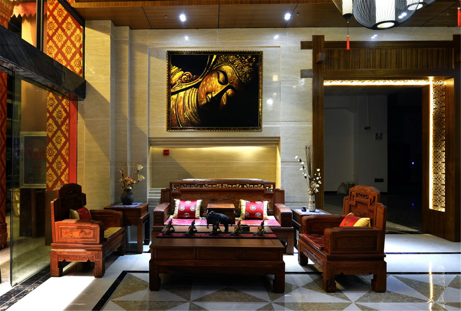 Sawadika Fengqing Hotel 2*