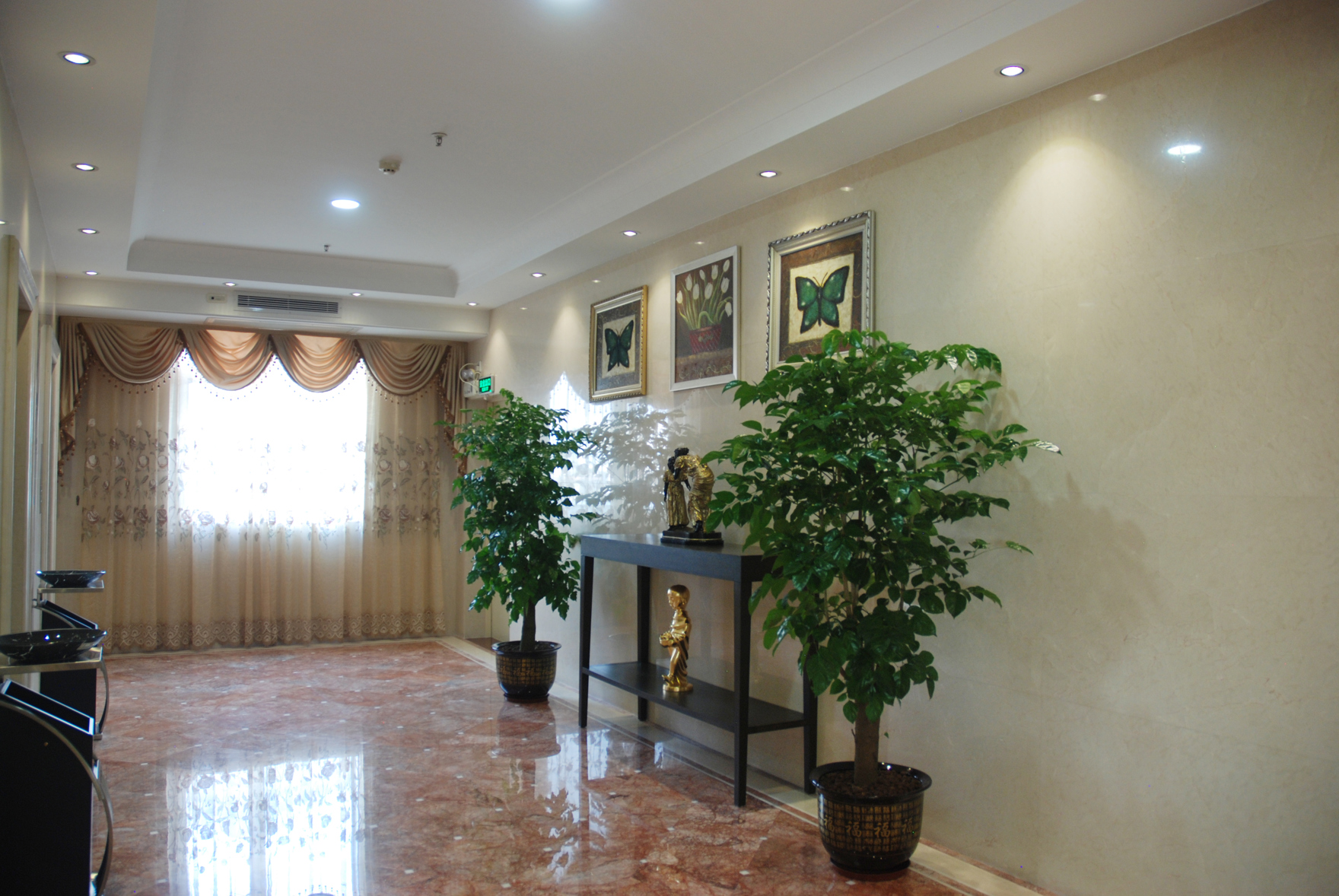 Boutique Jasmine Hotel 2*
