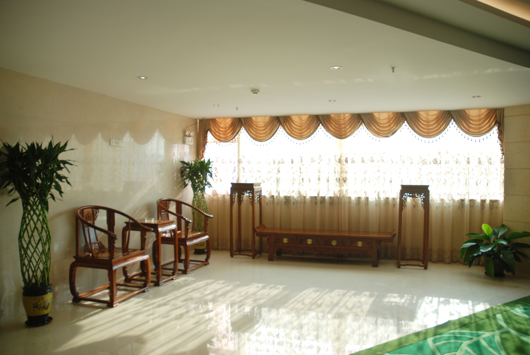 Boutique Jasmine Hotel 2*