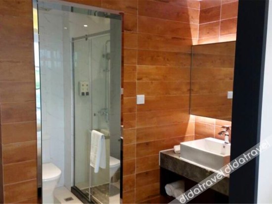 Baolong Yugang Hotel 3*