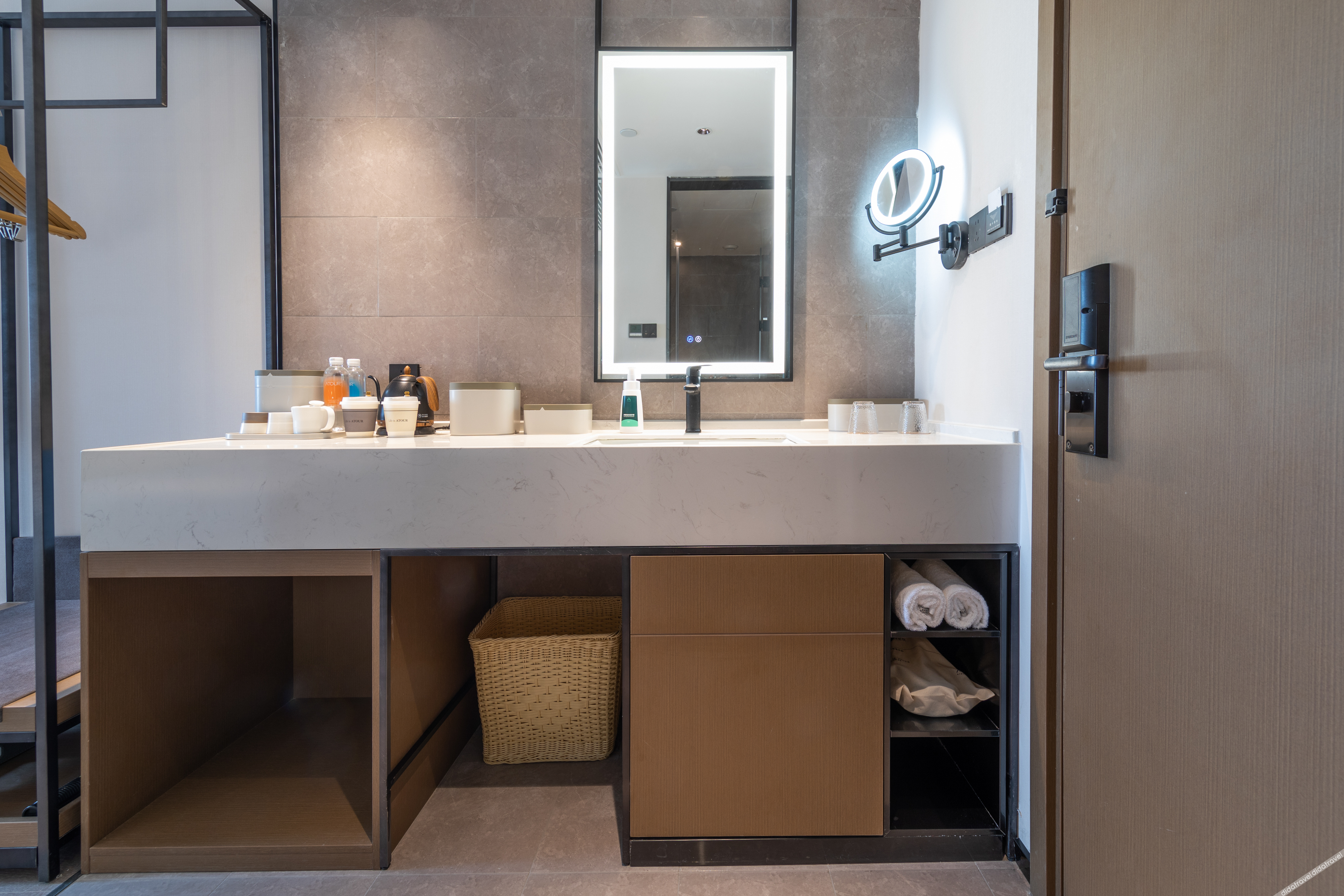 Atour Hotel 4*