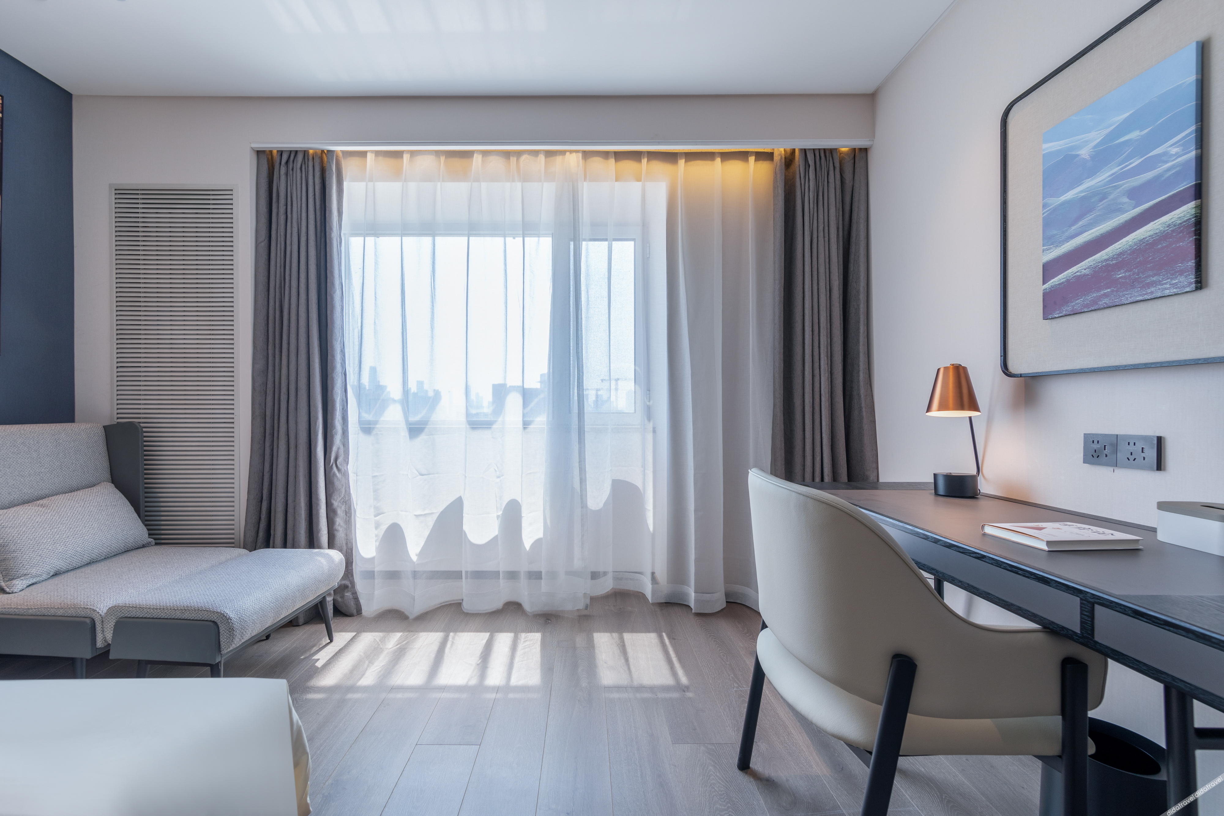 Atour Hotel 4*
