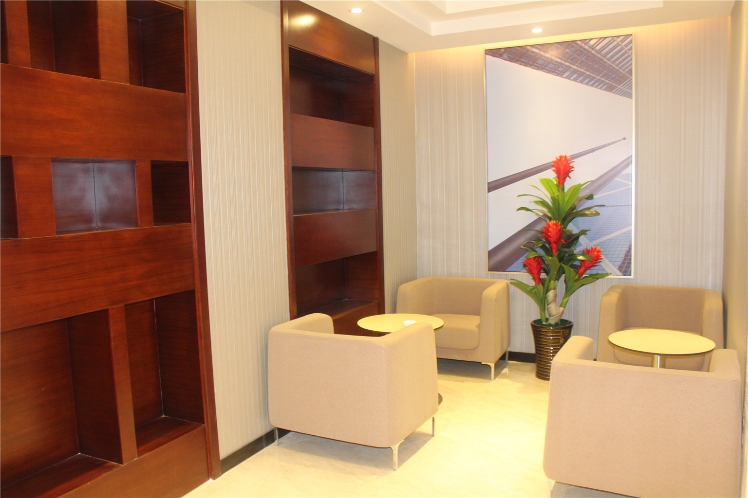 City Comfort Inn Hotel (Guilin Two Rivers And Four Lakes Sun Moon Twin Towers) 2*