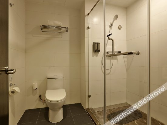 Homeinn Selected Hotel (Tianjin Railway Station Rear Square Xingfu Park Subway Station) 3*