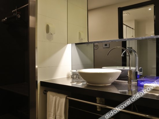 Homeinn Selected Hotel (Tianjin Railway Station Rear Square Xingfu Park Subway Station) 3*