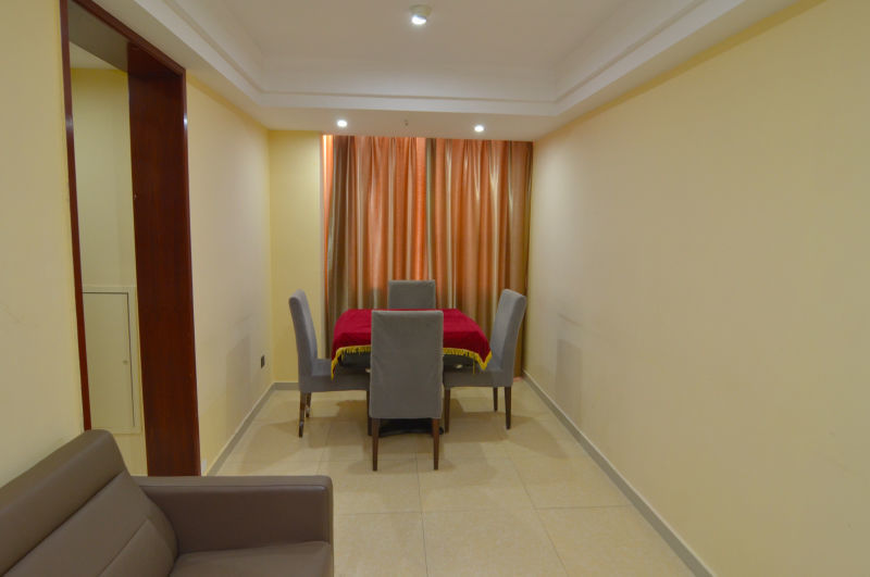 Echarm Hotel (Beihai High-Speed Railway Station North Bay Plaza) 3*