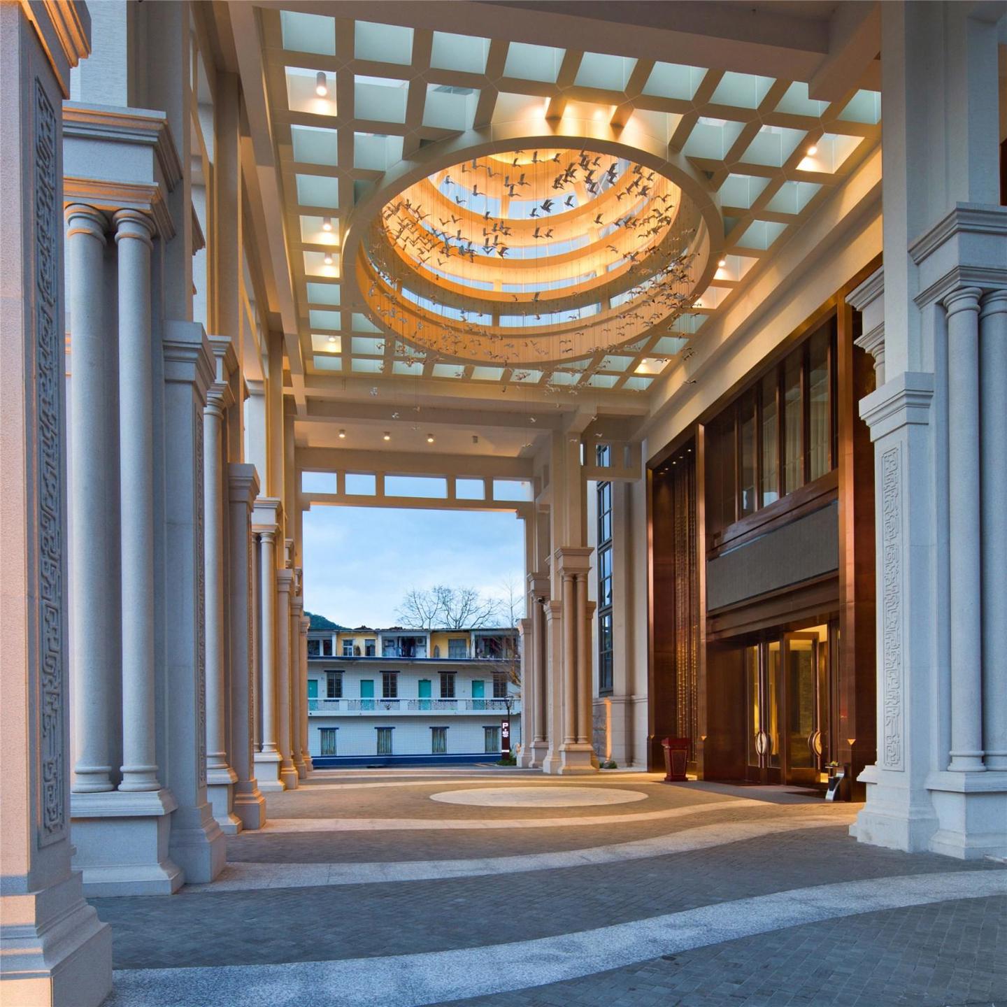 Biquan Kongzhong Hot Spring Hotel 5*