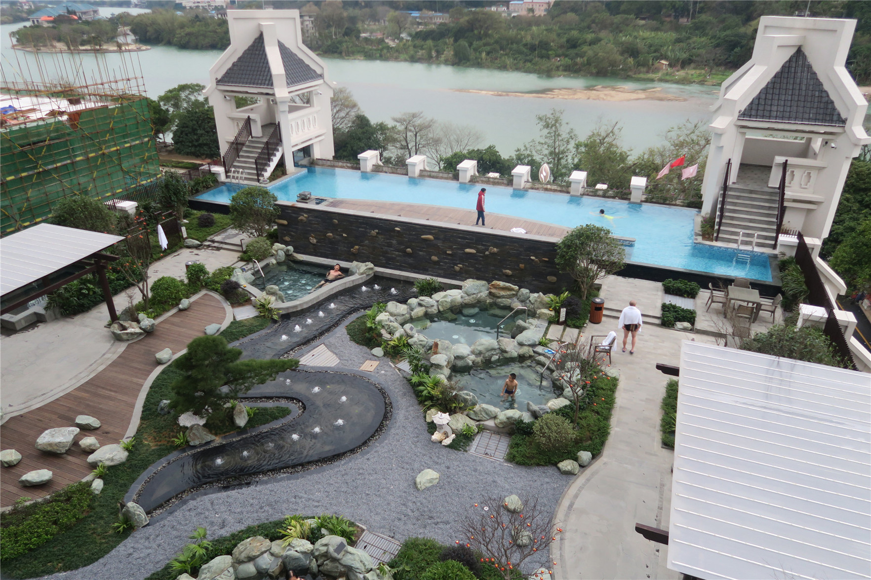 Biquan Kongzhong Hot Spring Hotel 5*