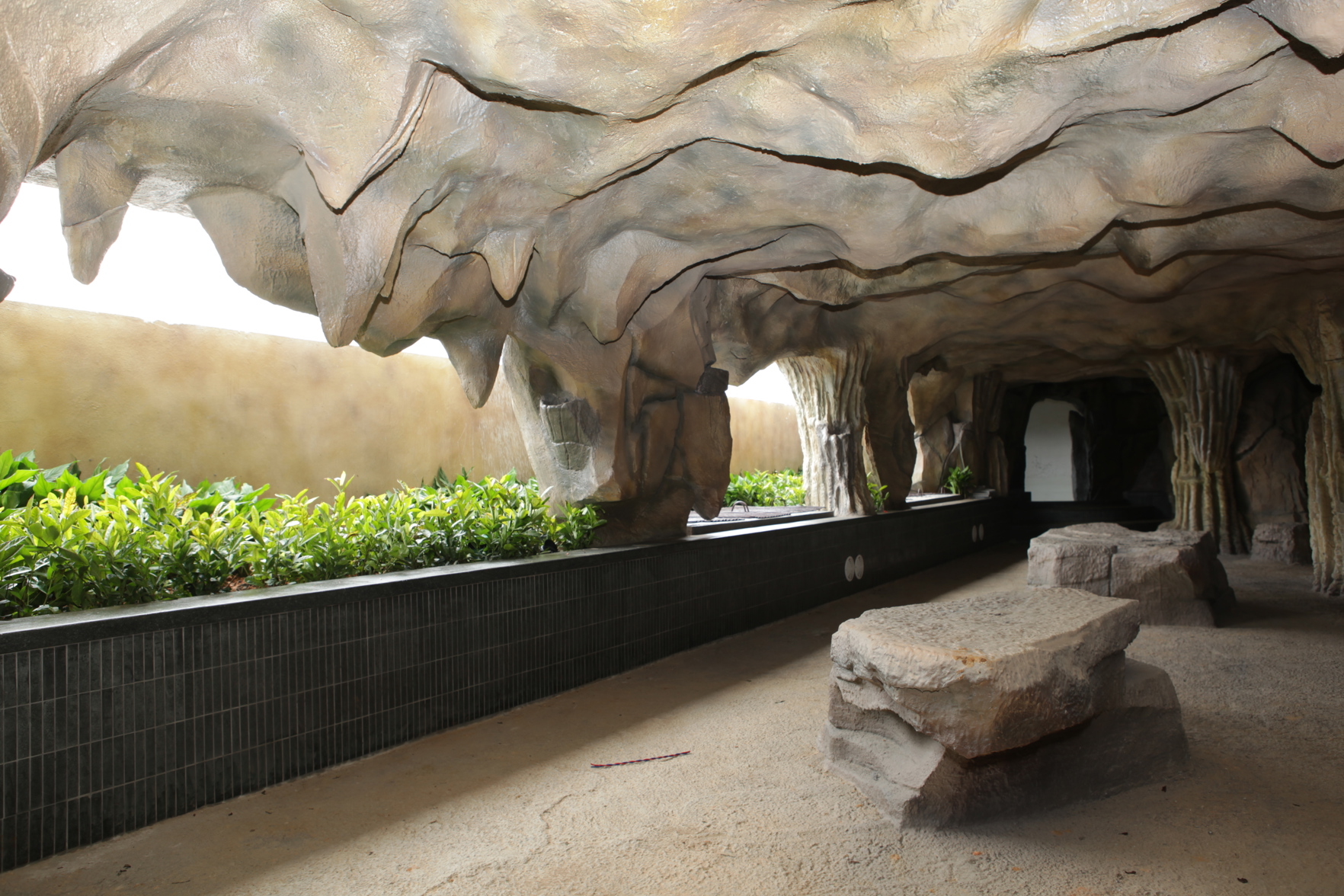 Biquan Kongzhong Hot Spring Hotel 5*