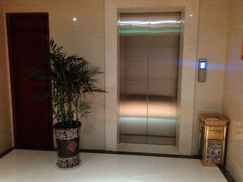 GreenTree Inn Jiangsu Yancheng Vehicle Administrative Office Test Center Express Hotel 2*